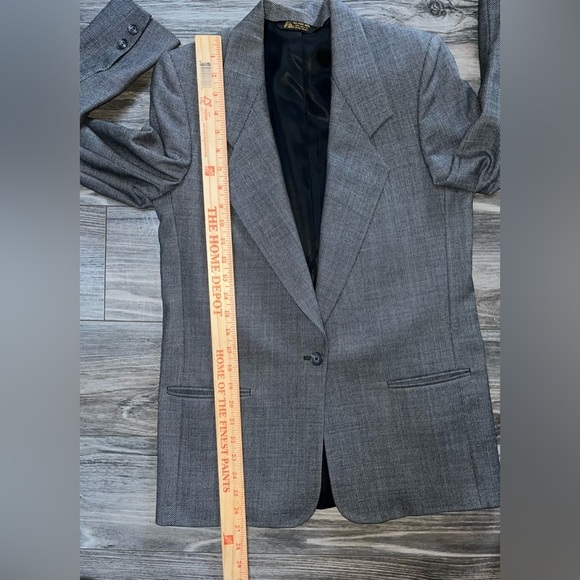 Kingsridge wool Women’s pure wool gray black career blazer Size 6 approximately - Picture 7 of 10